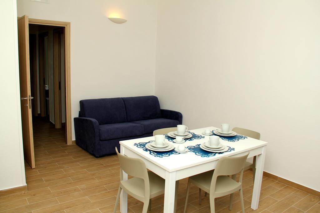 Altomare Case Vacanza Torre Lapillo Rum bild